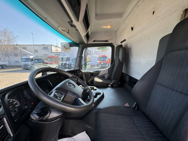 Mercedes-Benz Antos 2136 4x2 SZM Retarder Kipphyd. - Trekkvogn: bilde 3 Mercedes-Benz Antos 2136 4x2 SZM Retarder Kipphyd. - Trekkvogn: bilde 3