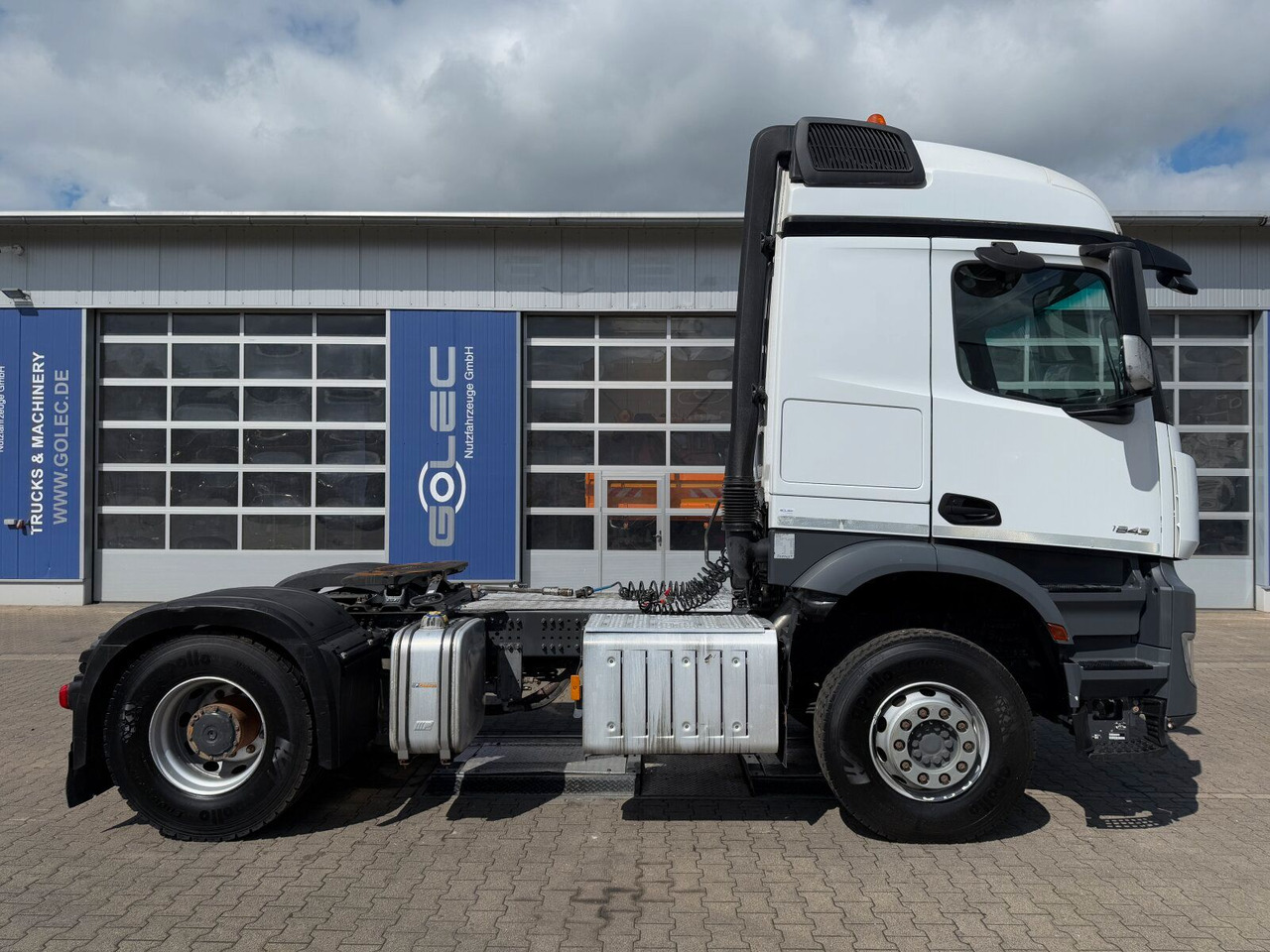 Mercedes-Benz Arocs 1843 4x2 SZM Euro 6 Kipphydraulik - Trekkvogn: bilde 2 Mercedes-Benz Arocs 1843 4x2 SZM Euro 6 Kipphydraulik - Trekkvogn: bilde 2