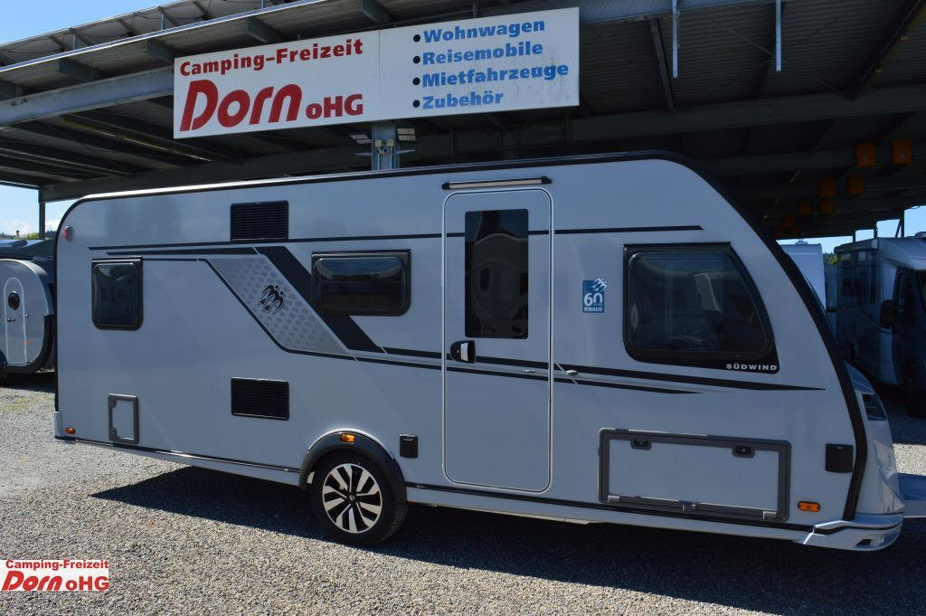 Knaus Südwind 580 QS 60 YEARS Kühlschrank 177l - Campingvogn: bilde 1 Knaus Südwind 580 QS 60 YEARS Kühlschrank 177l - Campingvogn: bilde 1