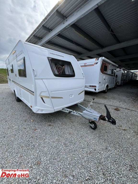 Weinsberg CaraOne 550 QDK Deckenschränke Weinsberg CaraOne 550 QDK Deckenschränke - Campingvogn: bilde 4 Weinsberg CaraOne 550 QDK Deckenschränke Weinsberg CaraOne 550 QDK Deckenschränke - Campingvogn: bilde 4