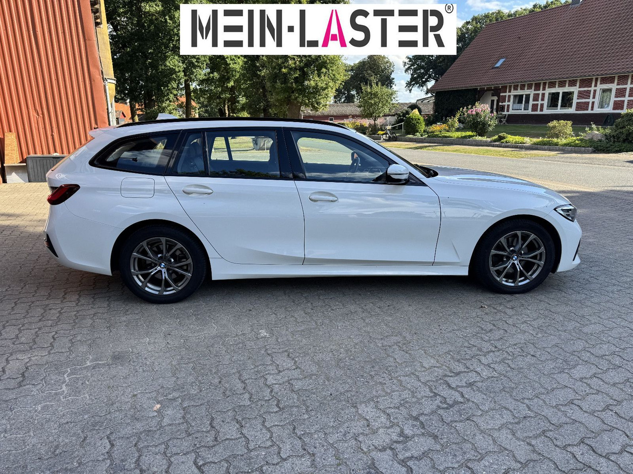 BMW 320 d xDrive touring Sport Line shadow AHK - Stasjonsvogn: bilde 5 BMW 320 d xDrive touring Sport Line shadow AHK - Stasjonsvogn: bilde 5