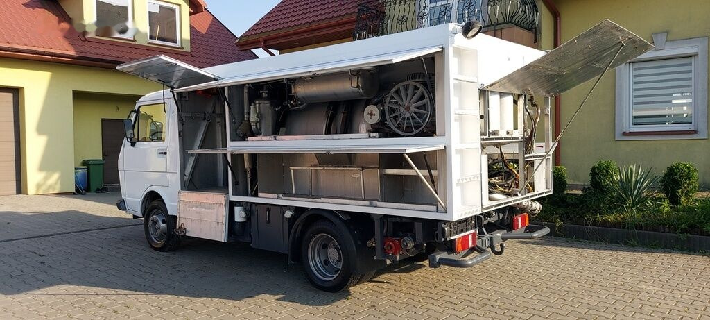Volkswagen LT55 HOLZMANN Inox - Tankbil: bilde 3 Volkswagen LT55 HOLZMANN Inox - Tankbil: bilde 3
