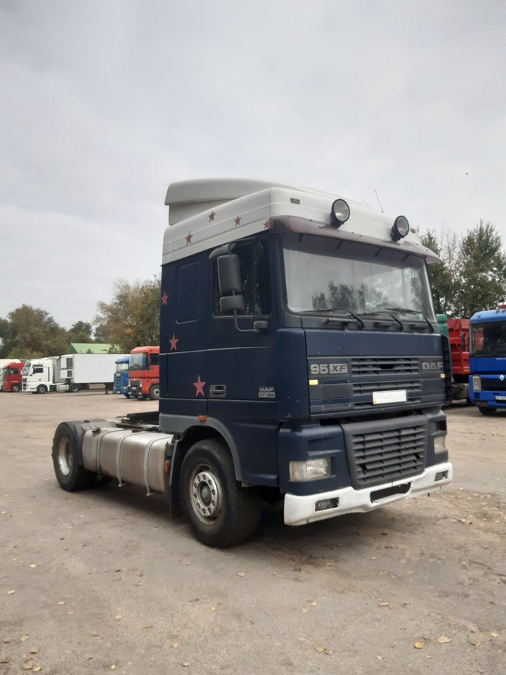 DAF 95XF380 - Trekkvogn: bilde 1 DAF 95XF380 - Trekkvogn: bilde 1