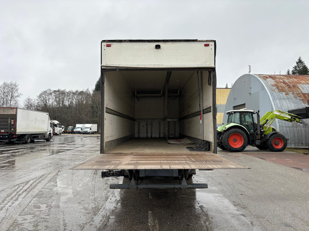 VOLVO FL 240 - Lastebil med kjøl: bilde 4 VOLVO FL 240 - Lastebil med kjøl: bilde 4