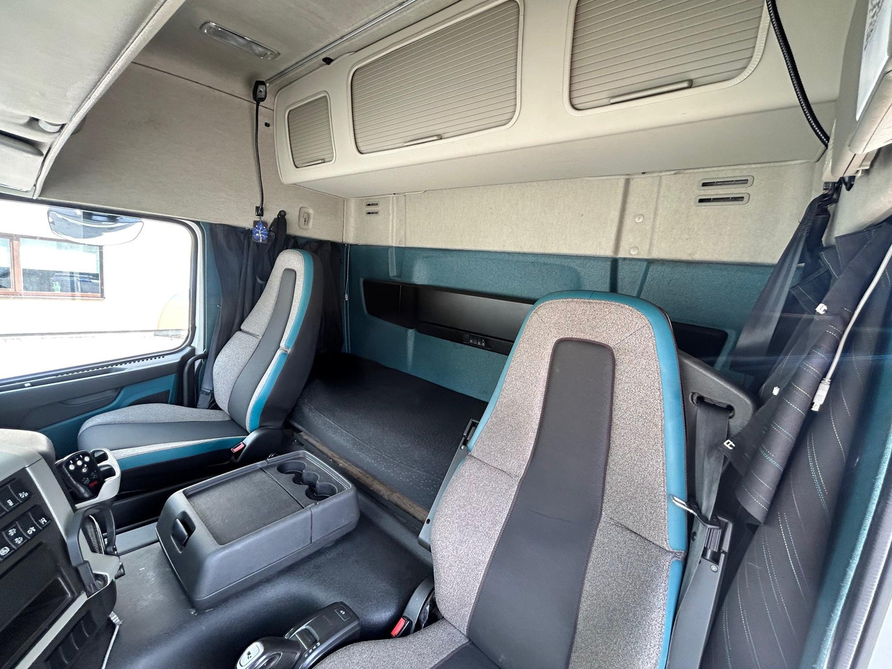 Chassis lastebil VOLVO FM330: bilde 13