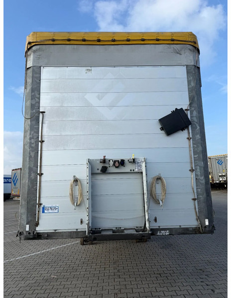 Schmitz Cargobull 2016 / 2017 XL COIL TRAILER SCB*S3T - Gardintrailer: bilde 3 Schmitz Cargobull 2016 / 2017 XL COIL TRAILER SCB*S3T - Gardintrailer: bilde 3