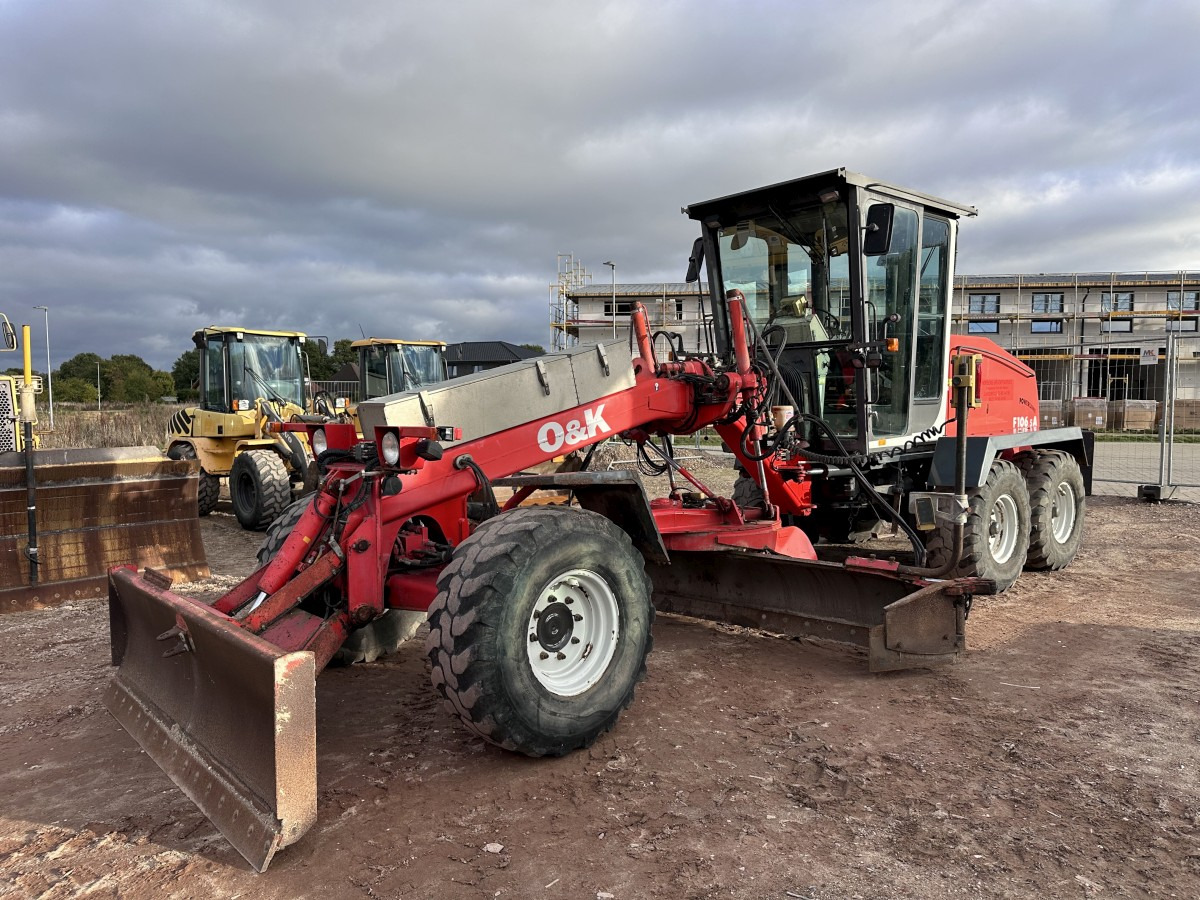 O&K F 106.5 - 6x6 Laser Topcon- Klima Cummins 6 Zyl. - Grader: bilde 3 O&K F 106.5 - 6x6 Laser Topcon- Klima Cummins 6 Zyl. - Grader: bilde 3