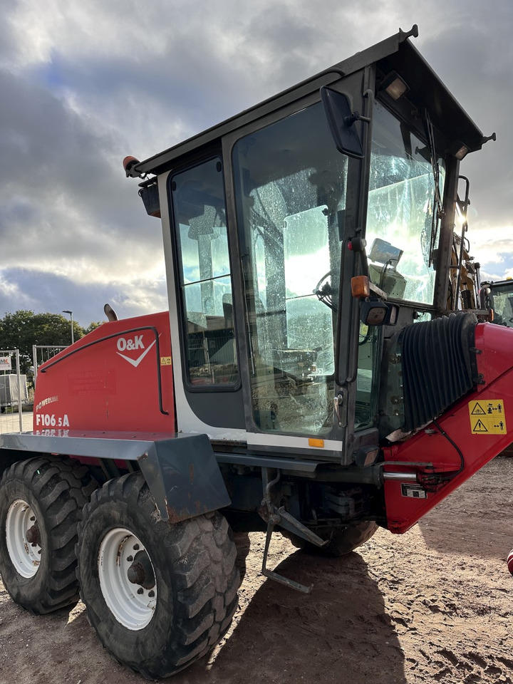 Leie O&K F 106.5 - 6x6 Laser Topcon- Klima Cummins 6 Zyl. O&K F 106.5 - 6x6 Laser Topcon- Klima Cummins 6 Zyl.: bilde 8 Leie O&K F 106.5 - 6x6 Laser Topcon- Klima Cummins 6 Zyl. O&K F 106.5 - 6x6 Laser Topcon- Klima Cummins 6 Zyl.: bilde 8