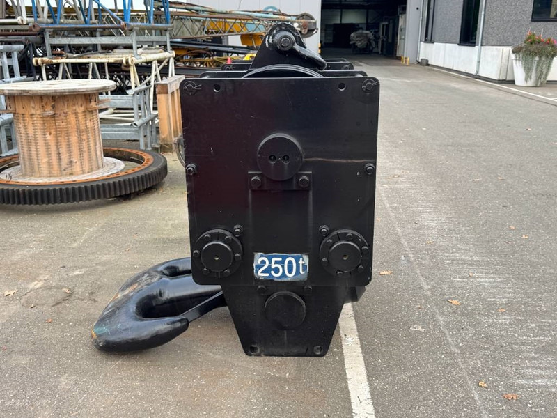 Kobelco CKE 2500 - Lastebilkran for Bygg og anlegg: bilde 4 Kobelco CKE 2500 - Lastebilkran for Bygg og anlegg: bilde 4