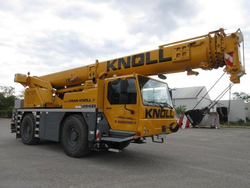Liebherr LTM 1040-2.1 - Allterrengkran: bilde 4 Liebherr LTM 1040-2.1 - Allterrengkran: bilde 4