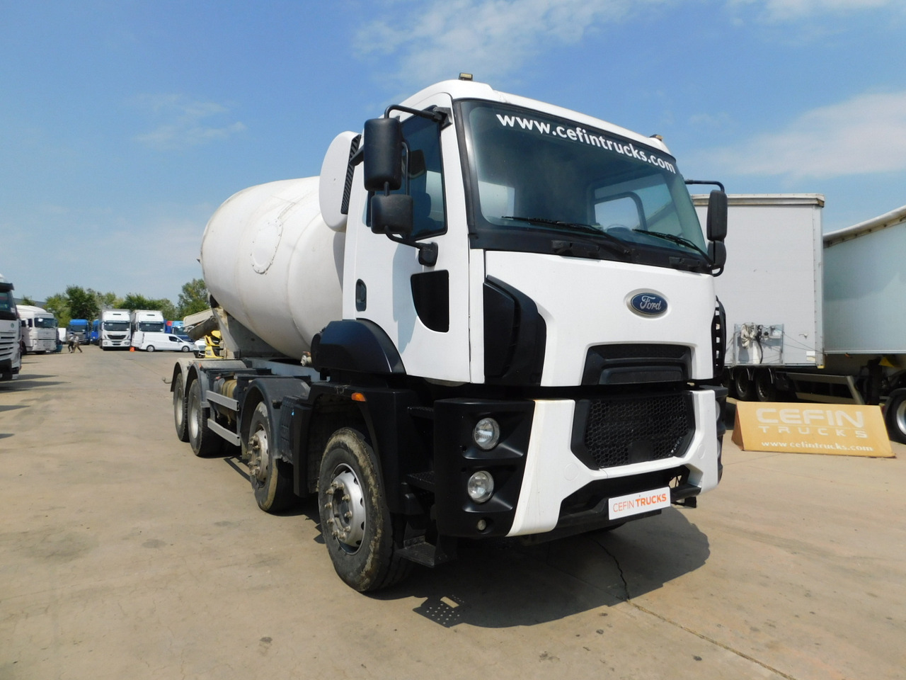 Ford Lt12xl 7h cargo 4142m - Betongbil: bilde 2 Ford Lt12xl 7h cargo 4142m - Betongbil: bilde 2