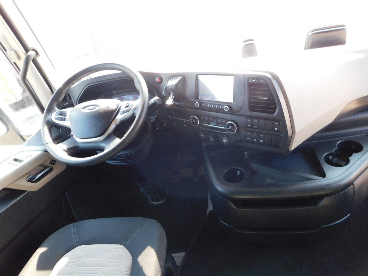 Trekkvogn Ford F max ll 4x2 scab e6 eco 16spdamt ecotorq: bilde 6