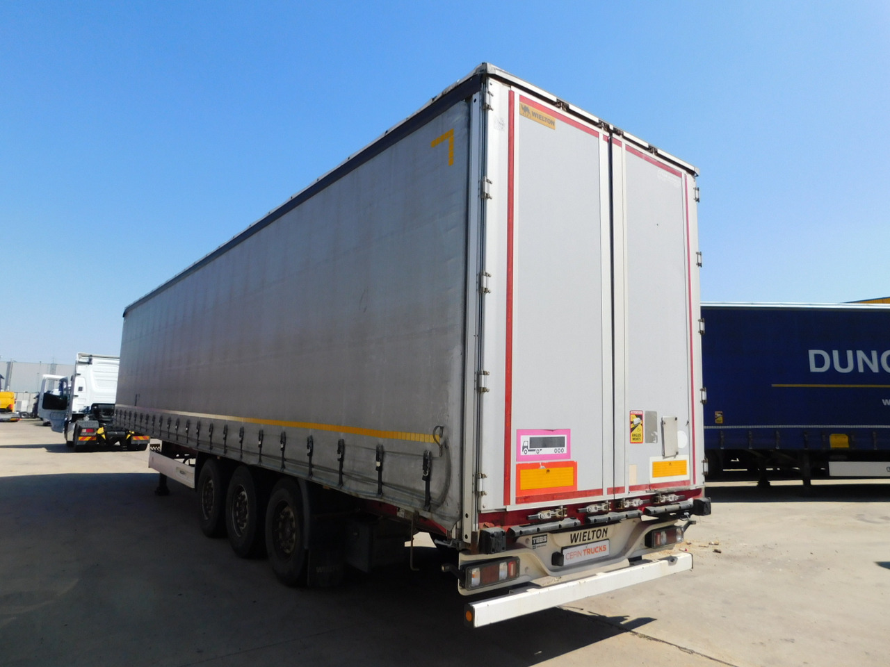 Wielton Ns3k - Gardintrailer: bilde 4 Wielton Ns3k - Gardintrailer: bilde 4