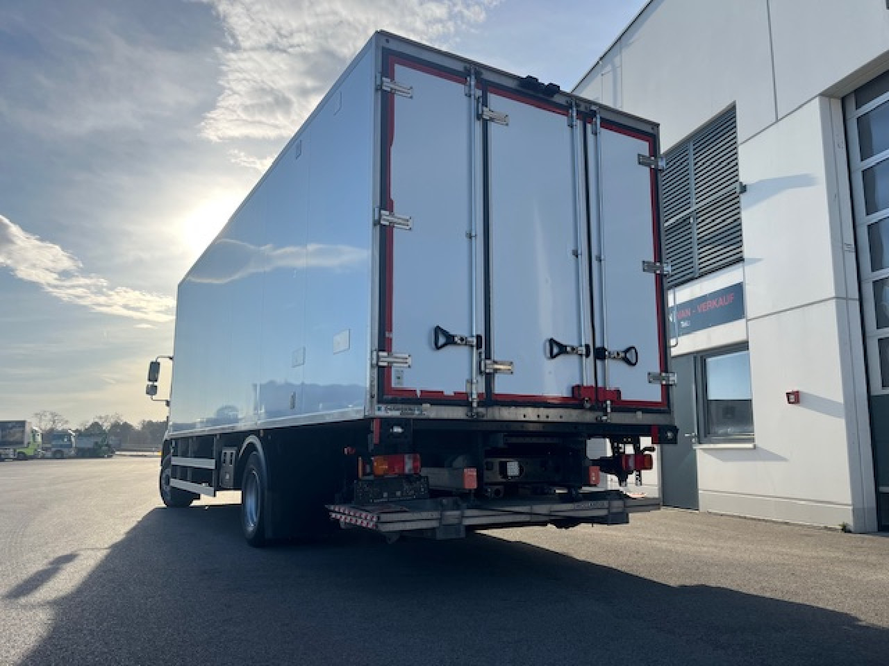 Kjølebil MAN TGM 15.290 4x2 LL Tiefkühler ATP möglich Euro6: bilde 9 Kjølebil MAN TGM 15.290 4x2 LL Tiefkühler ATP möglich Euro6: bilde 9