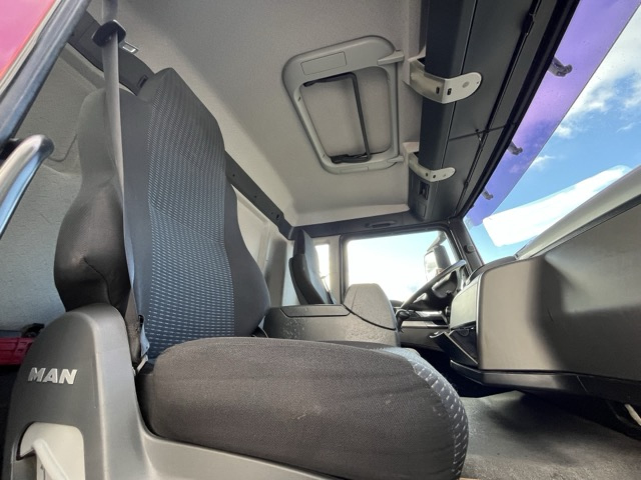 MAN TGS 33.440 6x4 BB mit Heckkran HIAB 166ES-4 Euro5 - Tippbil, Kranbil: bilde 4 MAN TGS 33.440 6x4 BB mit Heckkran HIAB 166ES-4 Euro5 - Tippbil, Kranbil: bilde 4