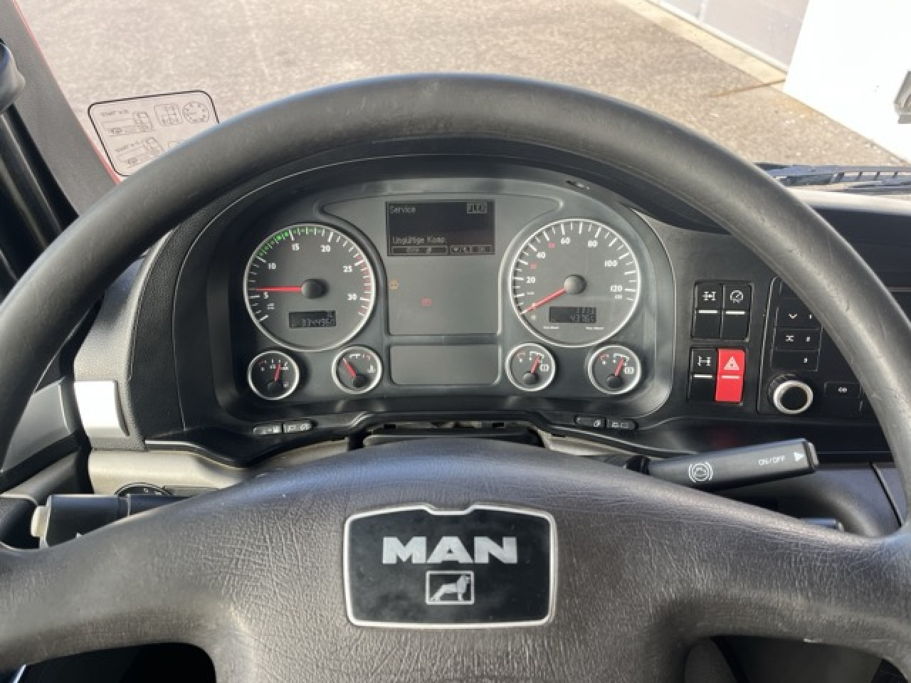 MAN TGS 33.440 6x4 BB mit Heckkran HIAB 166ES-4 Euro5 - Tippbil, Kranbil: bilde 3 MAN TGS 33.440 6x4 BB mit Heckkran HIAB 166ES-4 Euro5 - Tippbil, Kranbil: bilde 3