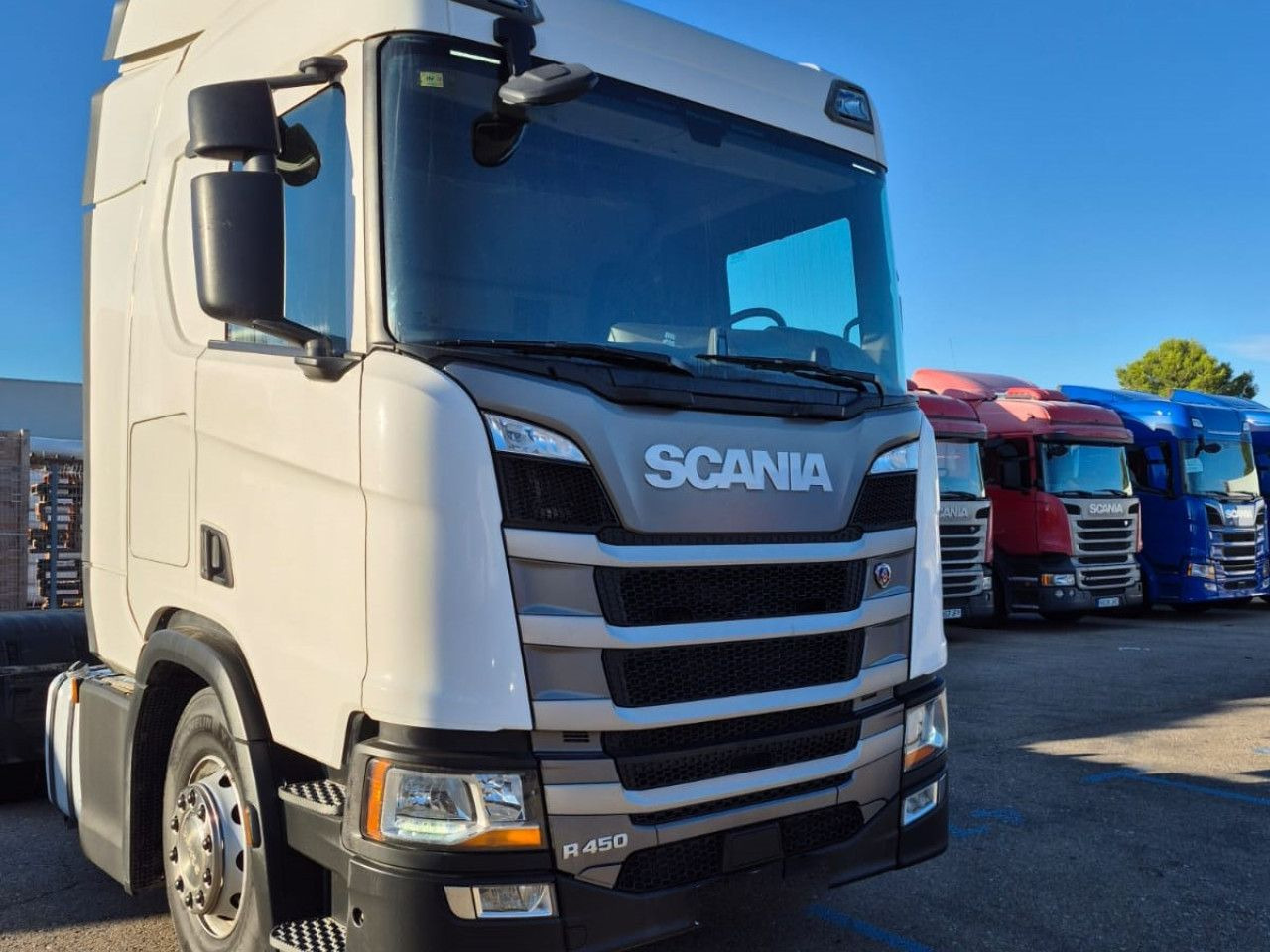 Scania R 450 - Trekkvogn: bilde 1 Scania R 450 - Trekkvogn: bilde 1