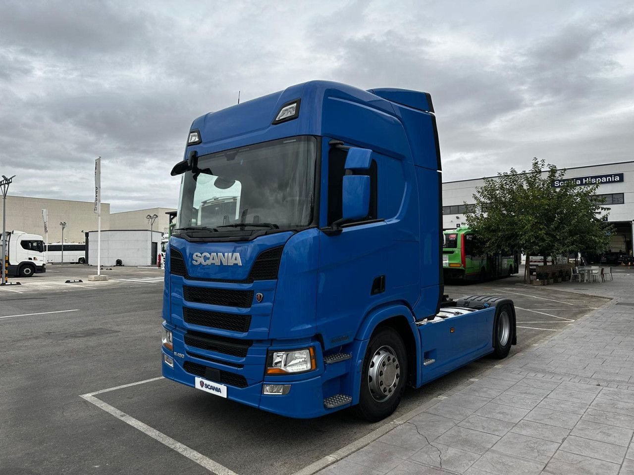 Scania R 450 - Trekkvogn: bilde 2 Scania R 450 - Trekkvogn: bilde 2