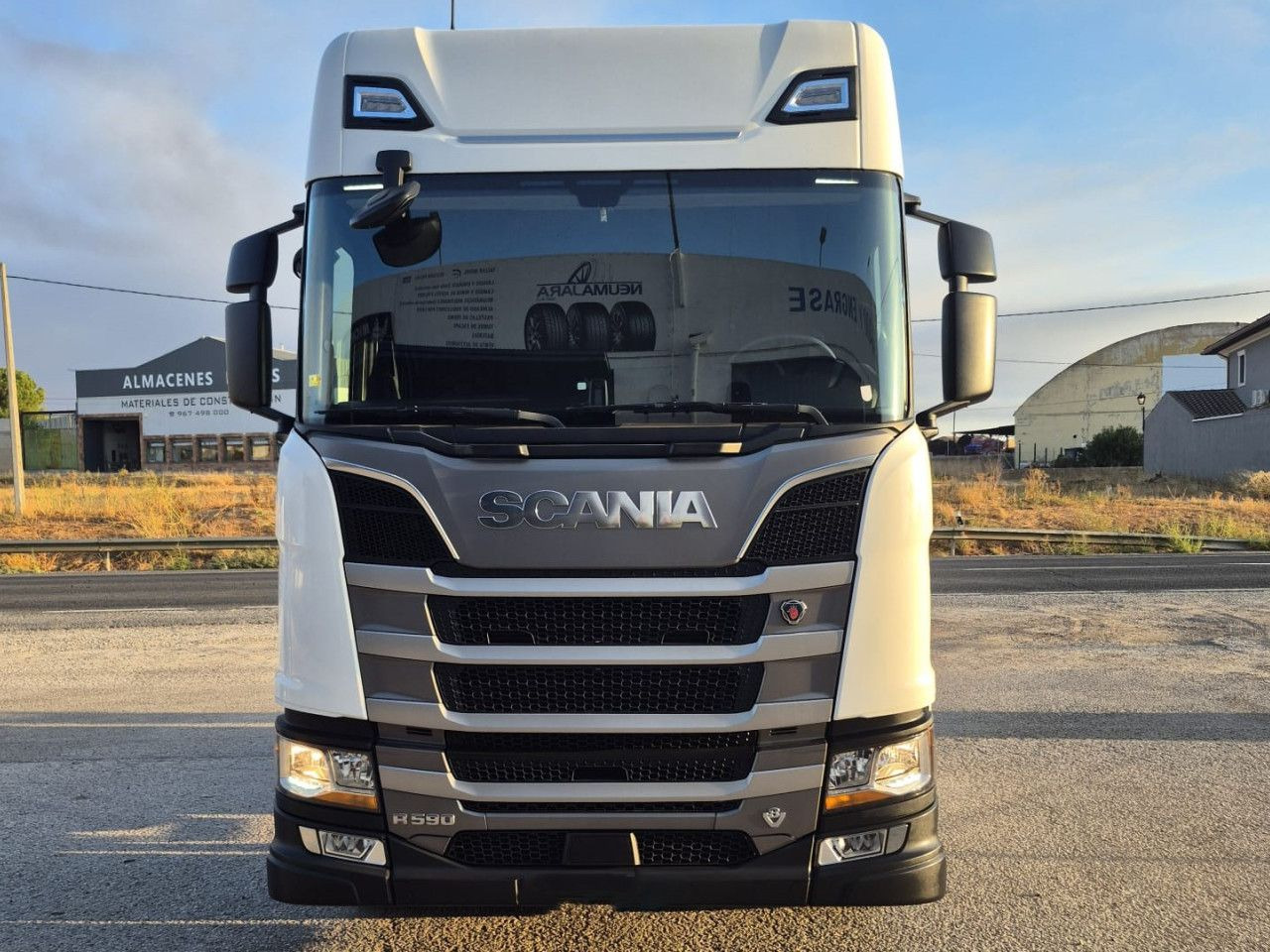 Scania R 590 - Trekkvogn: bilde 2 Scania R 590 - Trekkvogn: bilde 2