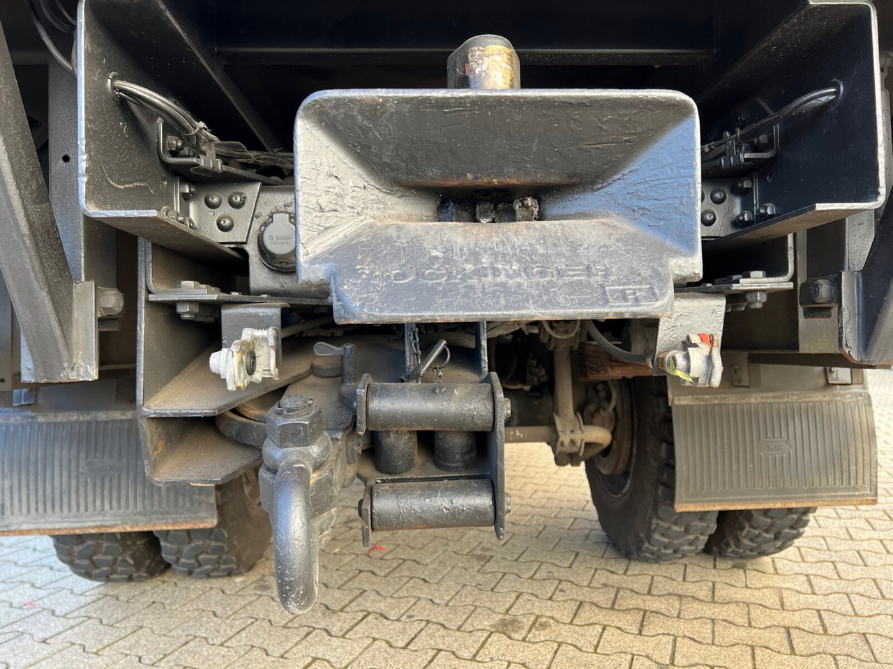 120-23 AW 4x4 Doka 120-23 AW 4x4 Doka, V8-Motor, Gerätewagen, Seilwinde - Planbil: bilde 2 120-23 AW 4x4 Doka 120-23 AW 4x4 Doka, V8-Motor, Gerätewagen, Seilwinde - Planbil: bilde 2