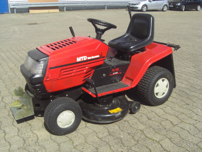 16 /102E/165 - Gressklipper: bilde 1 16 /102E/165 - Gressklipper: bilde 1