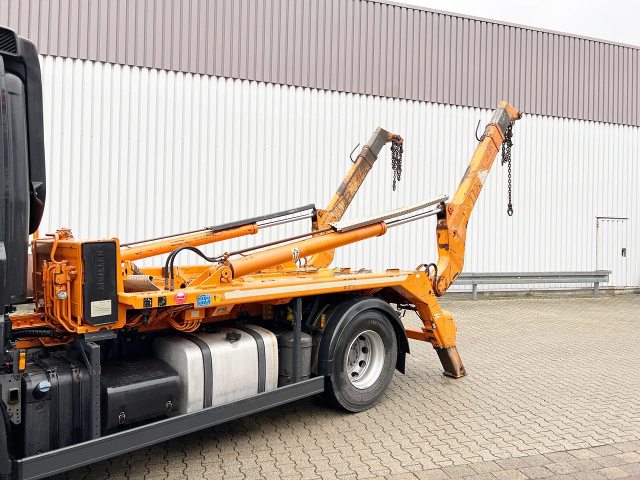 DAF CF 290 4x2 CF 290 4x2, Tele-Absetzer - Liftdumper lastebil: bilde 2 DAF CF 290 4x2 CF 290 4x2, Tele-Absetzer - Liftdumper lastebil: bilde 2