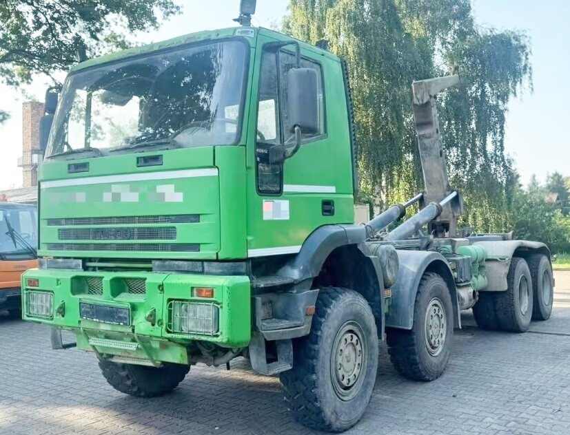 Euro Tech 410EH42 8x8 Euro Tech 410EH42 8x8, Abrollkipper - Krokbil: bilde 4 Euro Tech 410EH42 8x8 Euro Tech 410EH42 8x8, Abrollkipper - Krokbil: bilde 4