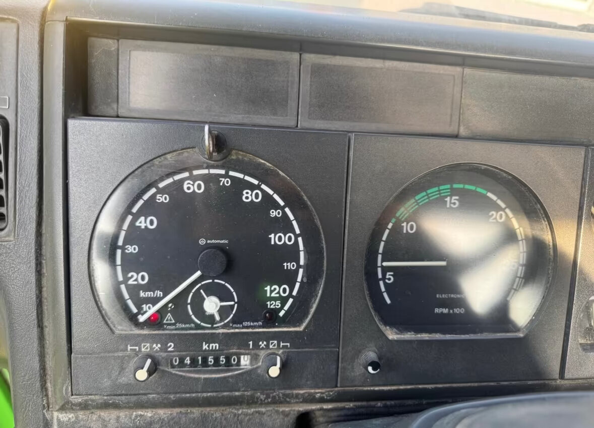 Euro Tech 410EH42 8x8 Euro Tech 410EH42 8x8, Abrollkipper - Krokbil: bilde 2 Euro Tech 410EH42 8x8 Euro Tech 410EH42 8x8, Abrollkipper - Krokbil: bilde 2