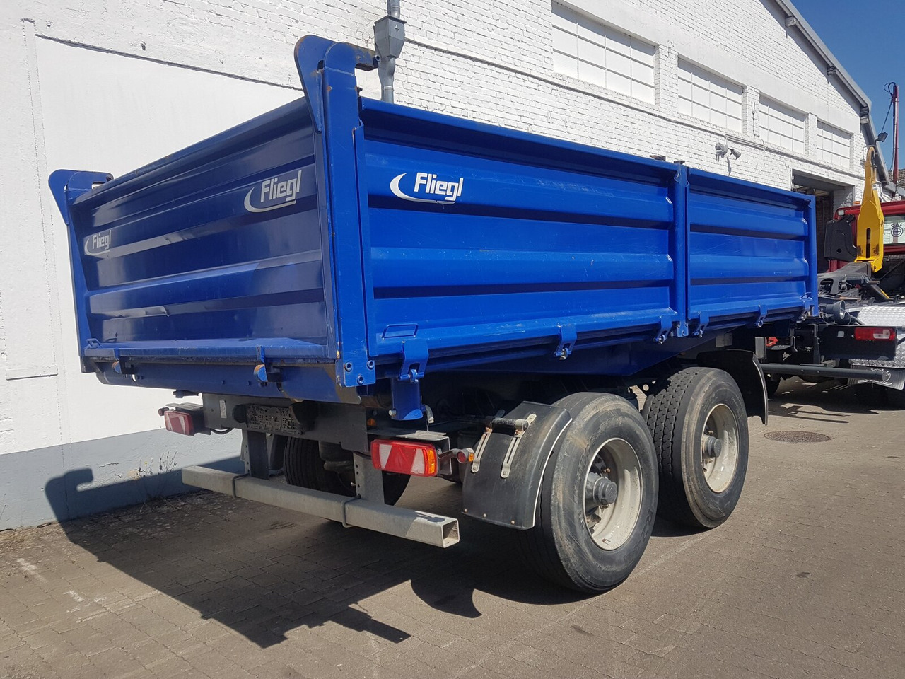 Fliegl TSK 180 TSK 180 - Planhenger/ Flathenger: bilde 1 Fliegl TSK 180 TSK 180 - Planhenger/ Flathenger: bilde 1