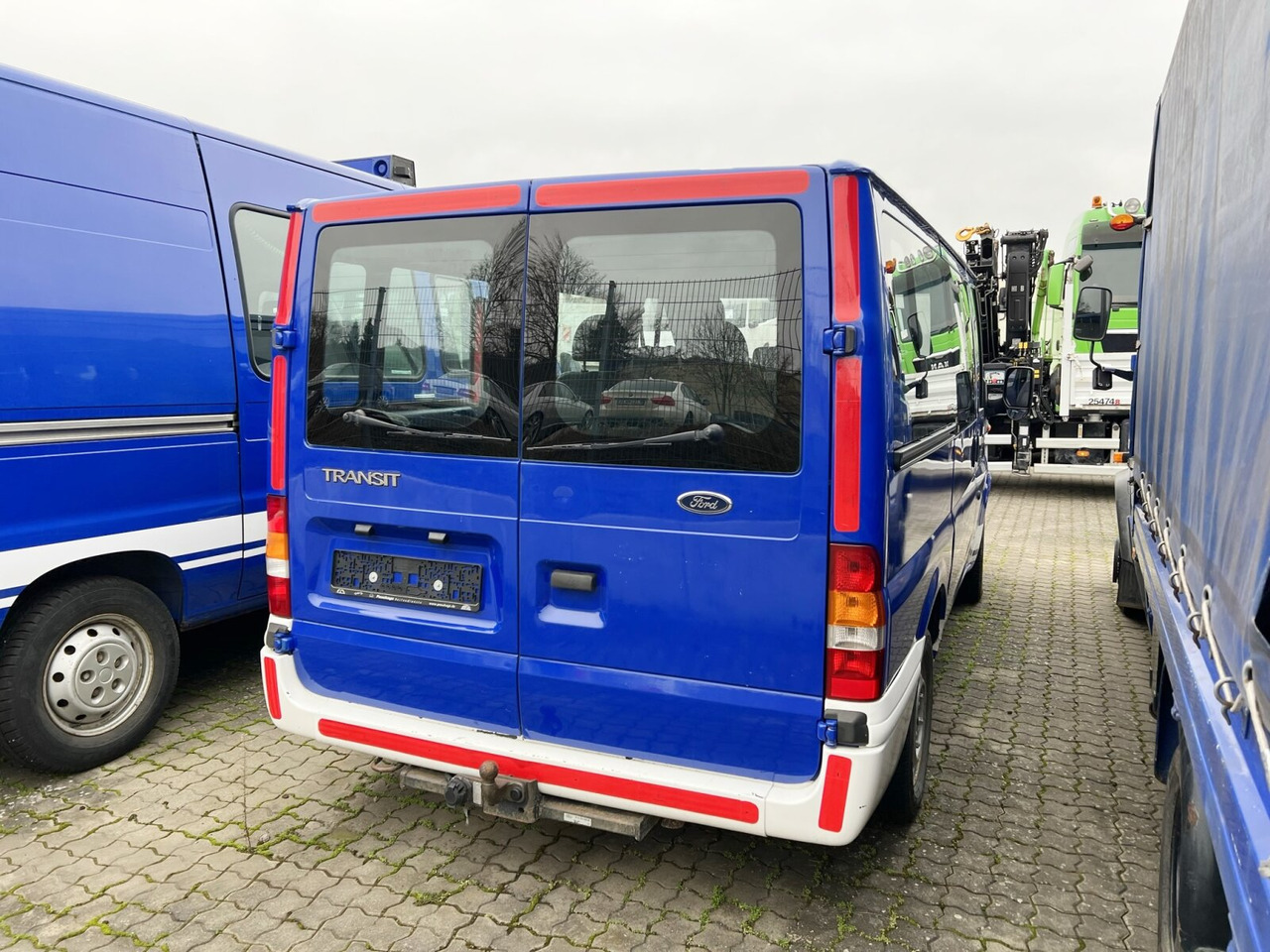 Ford Ford Transit 2,0 TDE 4x2 Ford Transit 2,0 TDE 4x2, EX-THW, 6 Sitze - Varebil med dobbelt førerhus: bilde 4 Ford Ford Transit 2,0 TDE 4x2 Ford Transit 2,0 TDE 4x2, EX-THW, 6 Sitze - Varebil med dobbelt førerhus: bilde 4