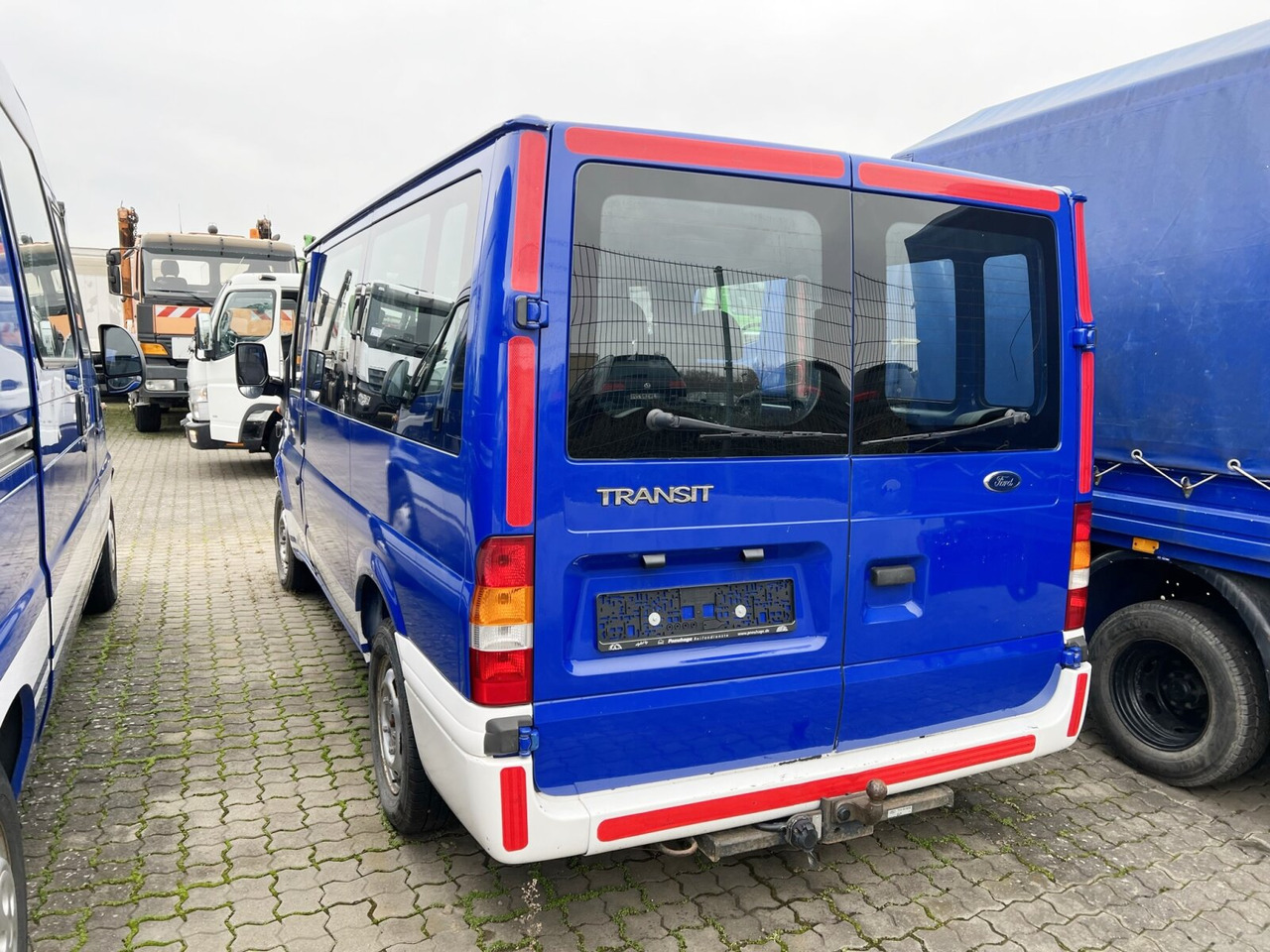 Ford Ford Transit 2,0 TDE 4x2 Ford Transit 2,0 TDE 4x2, EX-THW, 6 Sitze - Varebil med dobbelt førerhus: bilde 3 Ford Ford Transit 2,0 TDE 4x2 Ford Transit 2,0 TDE 4x2, EX-THW, 6 Sitze - Varebil med dobbelt førerhus: bilde 3
