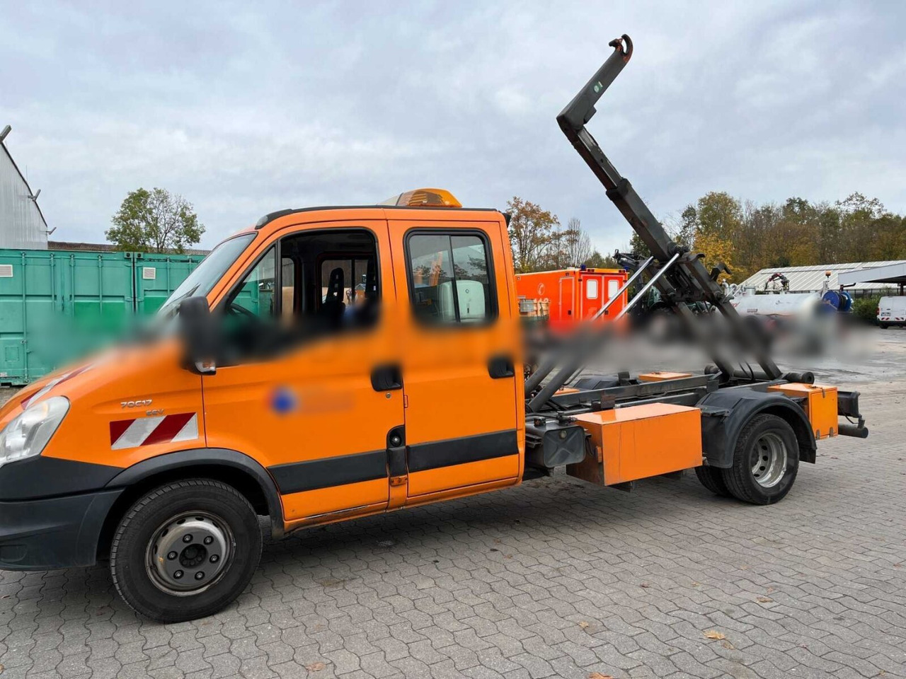 Iveco Daily 70C17 4x2 Doka Daily 70C17 4x2 Doka, EEV, Werkzeugschränke, City-Abroller - Krokbil: bilde 1 Iveco Daily 70C17 4x2 Doka Daily 70C17 4x2 Doka, EEV, Werkzeugschränke, City-Abroller - Krokbil: bilde 1