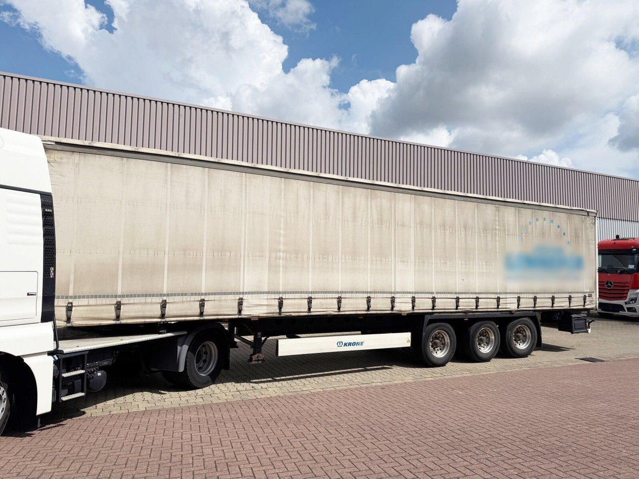 Krone SDP 27 eLCL10-CS Coil Liner SDP 27 eLCL10-CS Coil Liner, Coilmulde, Liftachse, Nachlauflenkachse, Edscha - Åpen semitrailer: bilde 1 Krone SDP 27 eLCL10-CS Coil Liner SDP 27 eLCL10-CS Coil Liner, Coilmulde, Liftachse, Nachlauflenkachse, Edscha - Åpen semitrailer: bilde 1
