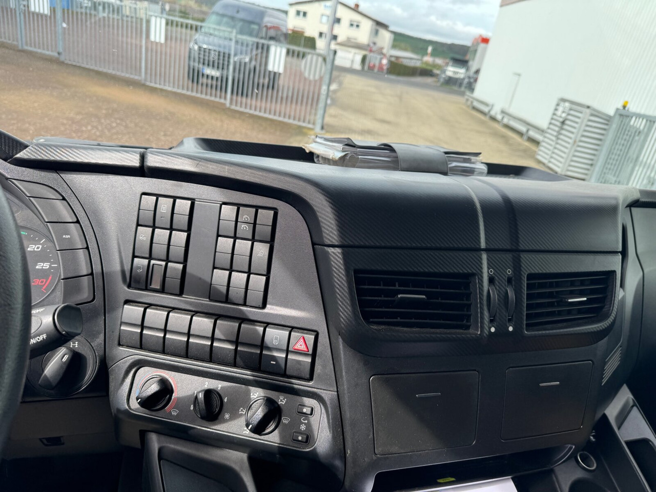 Leie Iveco Stralis AT 190 S31FP-CM 4x2 Stralis AT 190 S31FP-CM 4x2, LBW BÄR, Ex- Iveco Stralis AT 190 S31FP-CM 4x2 Stralis AT 190 S31FP-CM 4x2, LBW BÄR, Ex-: bilde 6