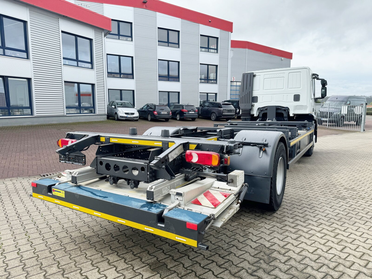 Leie Iveco Stralis AT 190 S31FP-CM 4x2 Stralis AT 190 S31FP-CM 4x2, LBW BÄR, Ex- Iveco Stralis AT 190 S31FP-CM 4x2 Stralis AT 190 S31FP-CM 4x2, LBW BÄR, Ex-: bilde 10