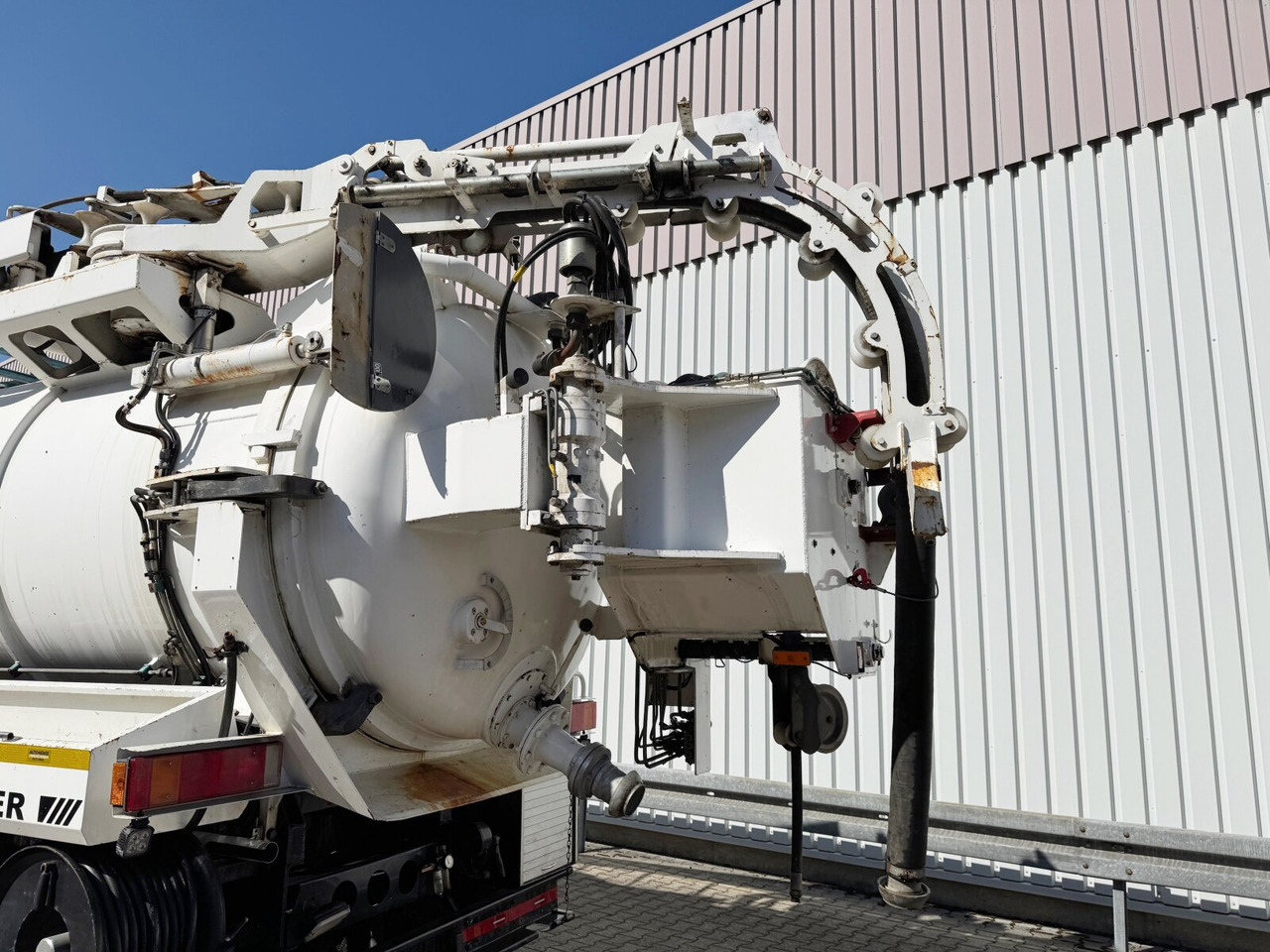 MAN TGM 18.284 4x2 BL TGM 18.284 4x2 BL, Assmann Saug- und Spülwagen 9m³ - Lastebil: bilde 2 MAN TGM 18.284 4x2 BL TGM 18.284 4x2 BL, Assmann Saug- und Spülwagen 9m³ - Lastebil: bilde 2