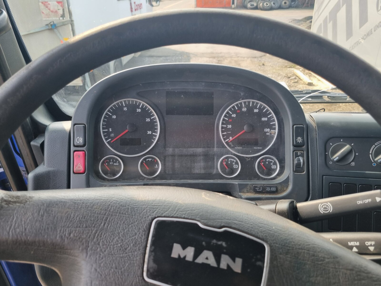 Lastebil, Kranbil MAN TGM MAN TGM 4x2: bilde 10 Lastebil, Kranbil MAN TGM MAN TGM 4x2: bilde 10