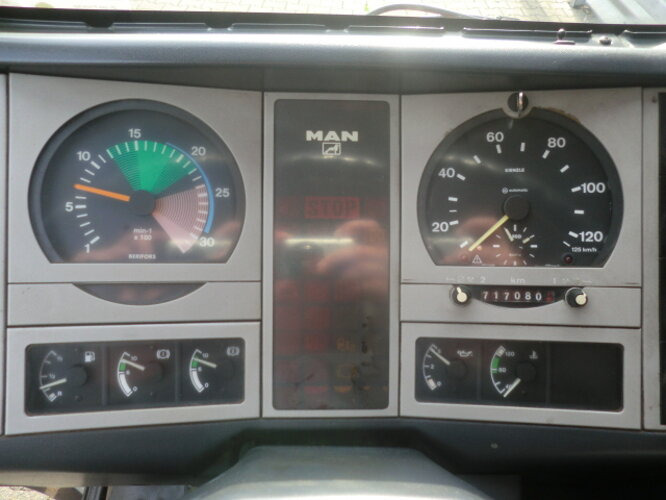 MAN L35 10.163 4x2 - Skapbil: bilde 2 MAN L35 10.163 4x2 - Skapbil: bilde 2