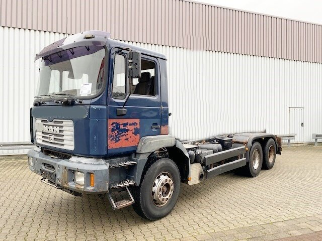 MAN T40 26.364/414 6x4, 6-Zylinder T40 26.364/414 6x4, 6-Zylinder - Chassis lastebil: bilde 1 MAN T40 26.364/414 6x4, 6-Zylinder T40 26.364/414 6x4, 6-Zylinder - Chassis lastebil: bilde 1