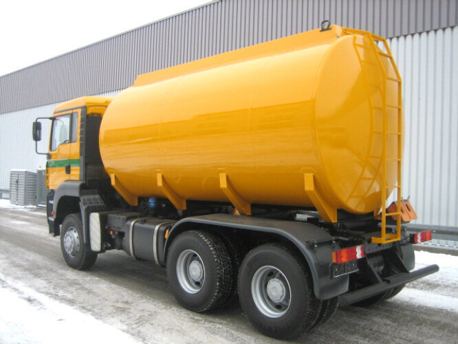 MAN TGA 26.430 6x6 - Tankbil: bilde 3 MAN TGA 26.430 6x6 - Tankbil: bilde 3