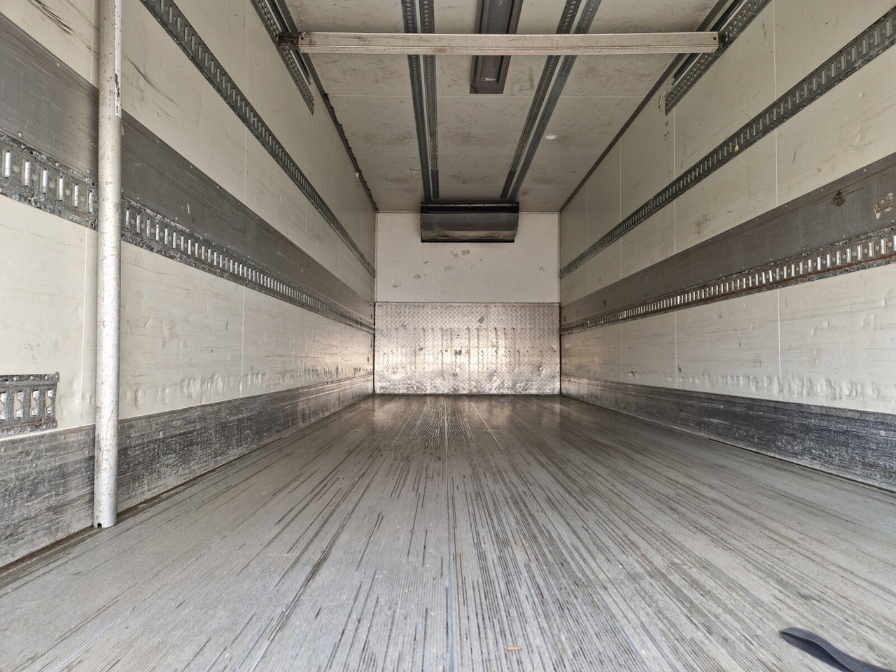MAN TGM 15.250/340 4X2 BL TGM 15.250/340 4X2 BL, Tiefkühlkoffer, Thermoking, Rolltor, unterfaltbare Dhollandia LBW - Lastebil med kjøl: bilde 5 MAN TGM 15.250/340 4X2 BL TGM 15.250/340 4X2 BL, Tiefkühlkoffer, Thermoking, Rolltor, unterfaltbare Dhollandia LBW - Lastebil med kjøl: bilde 5