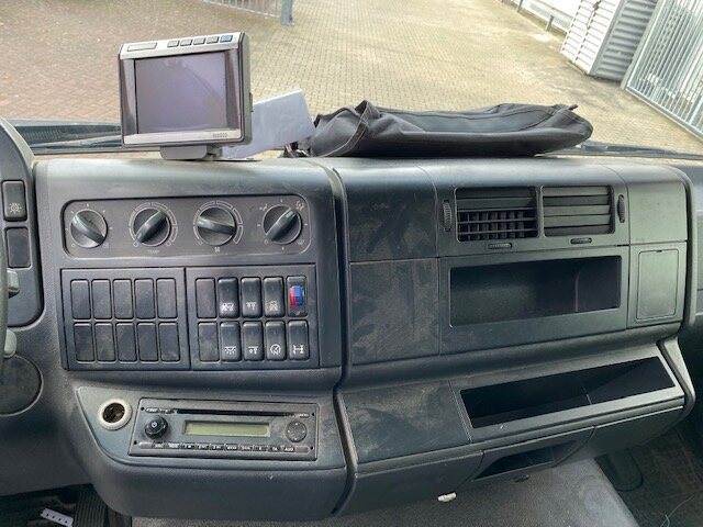 Leie MAN TGM 26.340 6x2-4 LL TGM 26.340 6x2-4 LL Getränkewagen, Lenk-/Liftachse, LBW BÄR MAN TGM 26.340 6x2-4 LL TGM 26.340 6x2-4 LL Getränkewagen, Lenk-/Liftachse, LBW BÄR: bilde 4 Leie MAN TGM 26.340 6x2-4 LL TGM 26.340 6x2-4 LL Getränkewagen, Lenk-/Liftachse, LBW BÄR MAN TGM 26.340 6x2-4 LL TGM 26.340 6x2-4 LL Getränkewagen, Lenk-/Liftachse, LBW BÄR: bilde 4