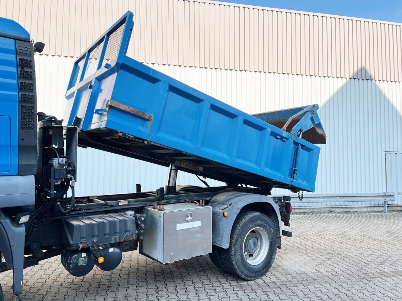 MAN TGS 18.360 4X4 BL TGS 18.360 4X4 BL, Hinterkipper, hydr. Heckklappe, Winterdienstausstattung - Tippbil: bilde 4 MAN TGS 18.360 4X4 BL TGS 18.360 4X4 BL, Hinterkipper, hydr. Heckklappe, Winterdienstausstattung - Tippbil: bilde 4