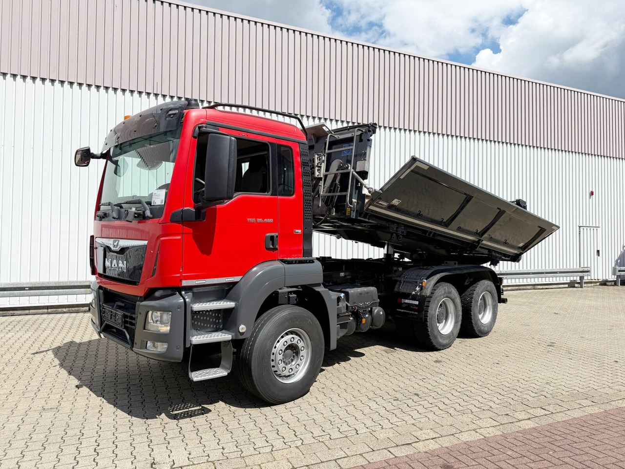 MAN TGS 26.460 6x4 BB TGS 26.460 6x4 BB, Intarder, Bordmatik - Tippbil: bilde 1 MAN TGS 26.460 6x4 BB TGS 26.460 6x4 BB, Intarder, Bordmatik - Tippbil: bilde 1