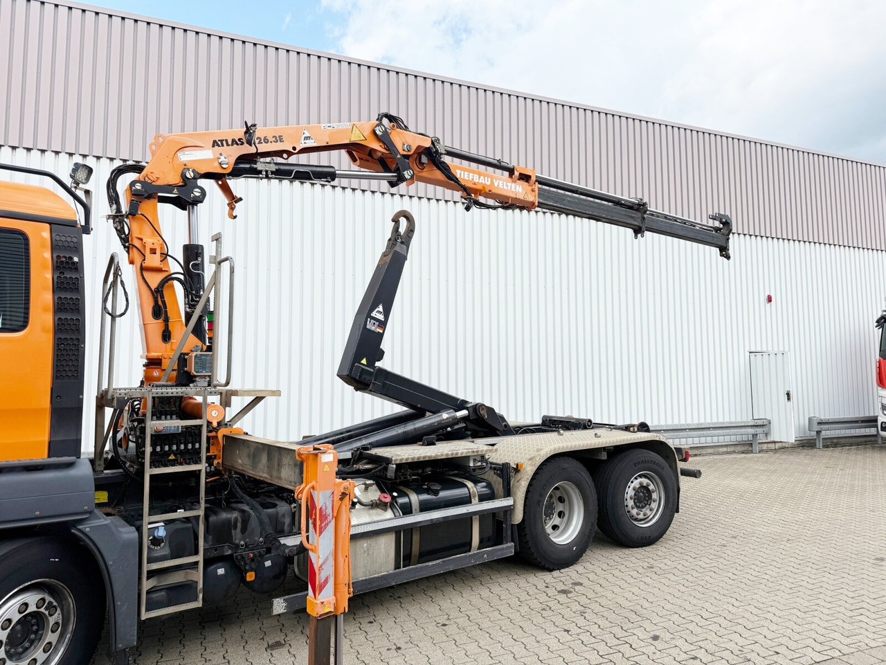 MAN TGS 28.440 6x2-4 BL TGS 28.440 6x2-4 BL, Lenk-/Liftachse, Kran Atlas 126.3E-A2L, Funk - Krokbil, Kranbil: bilde 2 MAN TGS 28.440 6x2-4 BL TGS 28.440 6x2-4 BL, Lenk-/Liftachse, Kran Atlas 126.3E-A2L, Funk - Krokbil, Kranbil: bilde 2