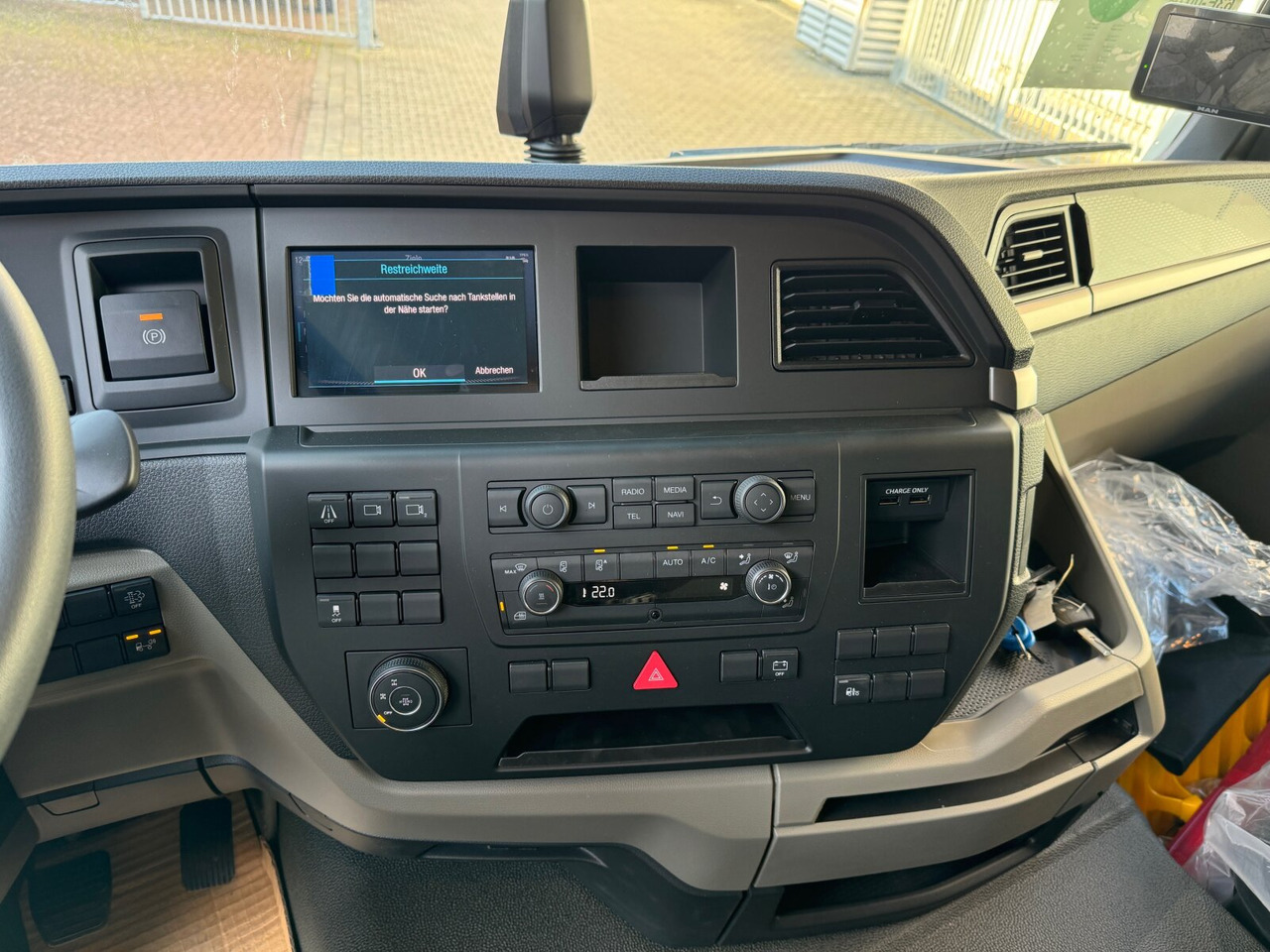 MAN TGS 35.480 8x6H BL CH TGS 35.480 8x6H BL CH, HydroDrive, Navi, Nebenantrieb - Krokbil: bilde 5 MAN TGS 35.480 8x6H BL CH TGS 35.480 8x6H BL CH, HydroDrive, Navi, Nebenantrieb - Krokbil: bilde 5