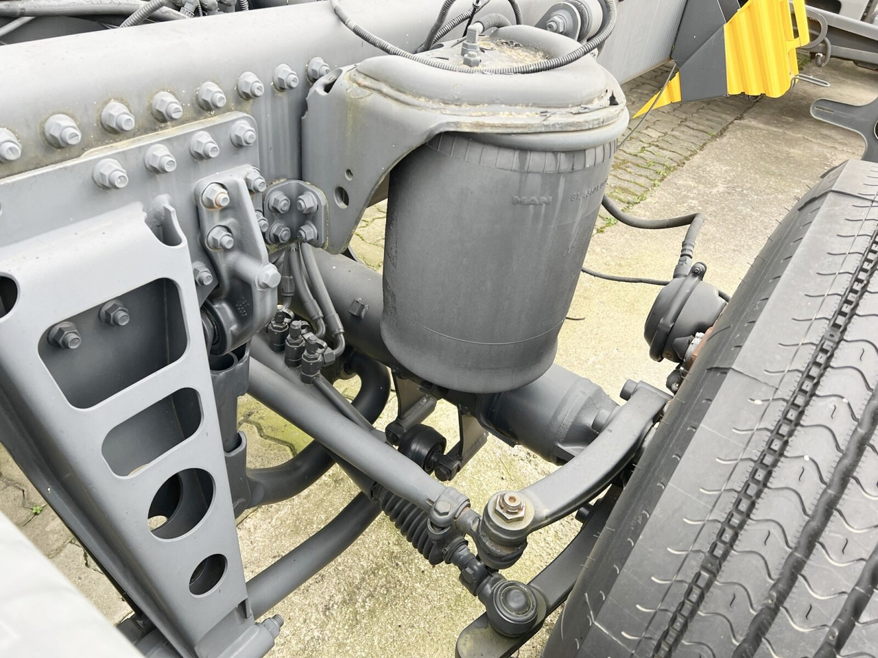 MAN TGS 50.480BB 10x4 TGS 50.480 BB 10x4, 2x VORHANDEN! - Chassis lastebil: bilde 4 MAN TGS 50.480BB 10x4 TGS 50.480 BB 10x4, 2x VORHANDEN! - Chassis lastebil: bilde 4