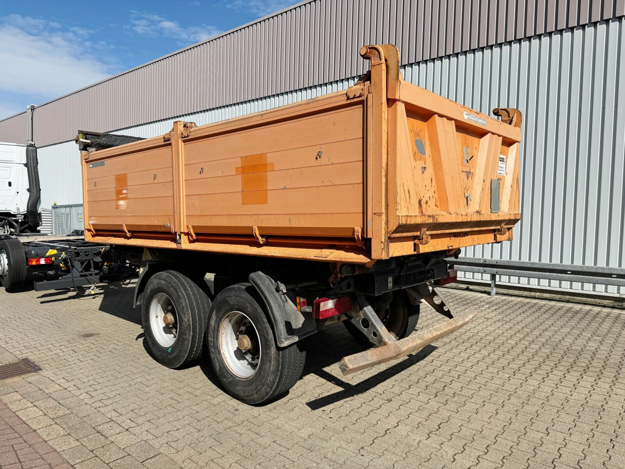 Meiller Meiller MZDA 18/2 Meiller MZDA 18/2, geteilte Alu-Bordwände, ca. 11m³ - Tipphenger: bilde 5 Meiller Meiller MZDA 18/2 Meiller MZDA 18/2, geteilte Alu-Bordwände, ca. 11m³ - Tipphenger: bilde 5