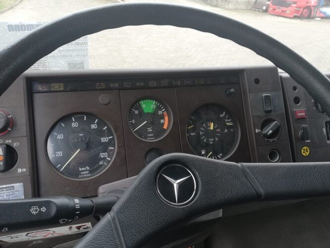 Mercedes-Benz 917 AF 4x4 Doka 917 AF 4x4 Doka - Skapbil: bilde 3 Mercedes-Benz 917 AF 4x4 Doka 917 AF 4x4 Doka - Skapbil: bilde 3