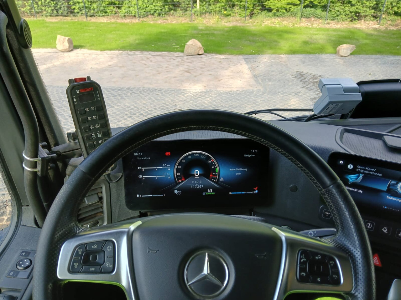Mercedes-Benz Actros 1832 L 4x2 Actros 1832 L 4x2, Navi, MultimediaCockpit, Funk - Liftdumper lastebil: bilde 5 Mercedes-Benz Actros 1832 L 4x2 Actros 1832 L 4x2, Navi, MultimediaCockpit, Funk - Liftdumper lastebil: bilde 5
